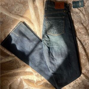 RARE 2000’s Lucky Brand blue denim bootcut jeans with embroidered western pocket